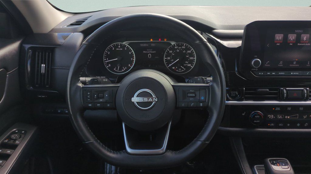 Certified 2025 Nissan Pathfinder SV FWD image 12