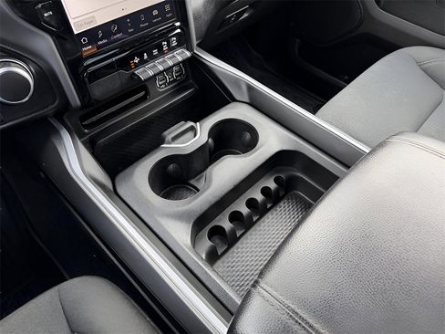 Used 2022 RAM 1500 Big Horn image 30