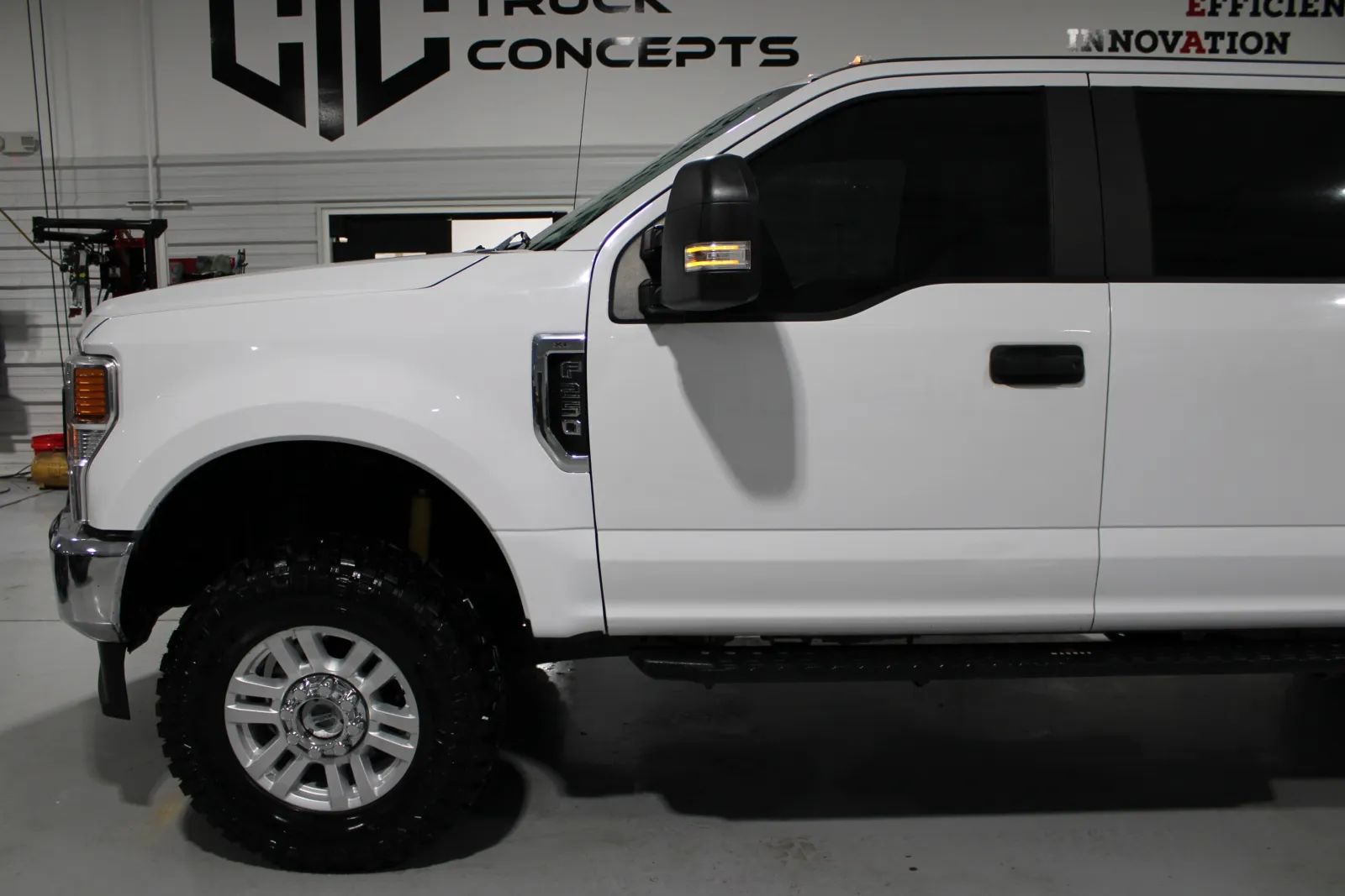 Used 2022 Ford F250 XL w/ Power Equipment Group AWD/4WD image 21