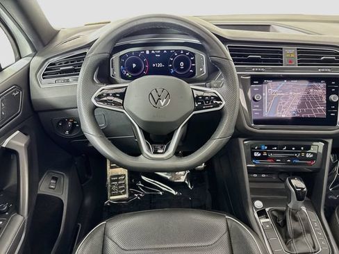 Certified 2024 Volkswagen Tiguan SEL R-Line AWD/4WD image 27