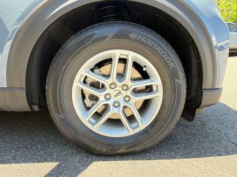 New 2026 Ford Explorer Active image 12