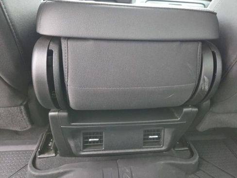 Used 2023 Chevrolet Silverado 1500 Custom image 55