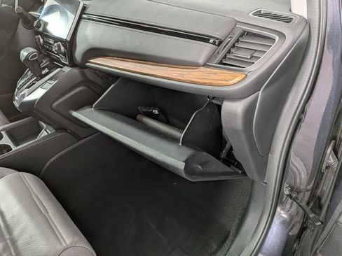 Certified 2019 Honda CR-V Touring image 34