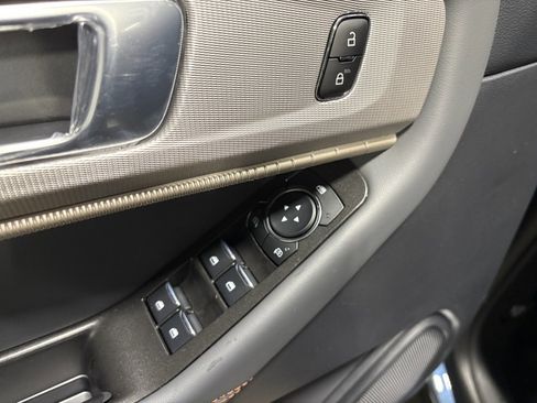 New 2026 Ford Explorer Active image 18