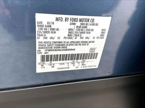 Used 2018 Ford Explorer XLT w/ Equipment Group 202A AWD/4WD image 34