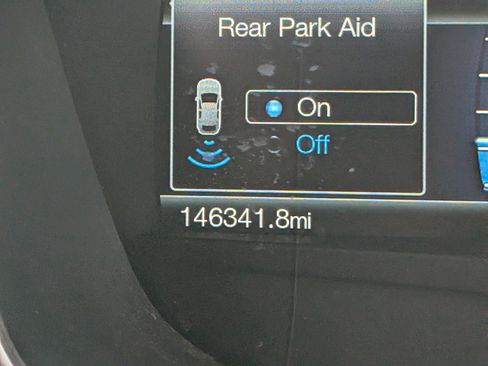 Used 2017 Ford Fusion SE w/ Fusion SE Technology Package FWD image 21