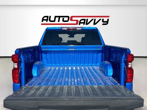 Used 2025 Chevrolet Silverado 1500 Custom w/ Turbomax Blackout Package AWD/4WD image 24