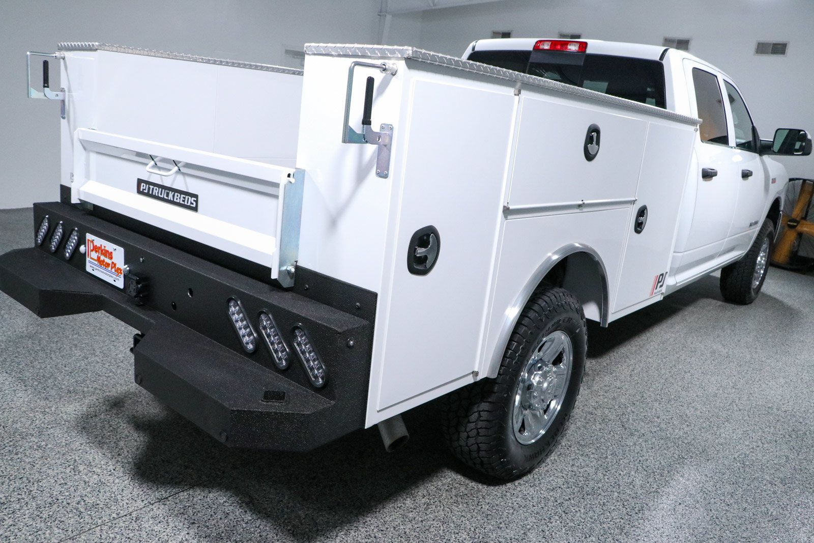 Used 2022 RAM 2500 Tradesman AWD/4WD image 8