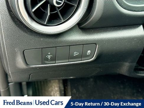 Used 2023 Hyundai Kona SEL w/ Convenience Package image 8