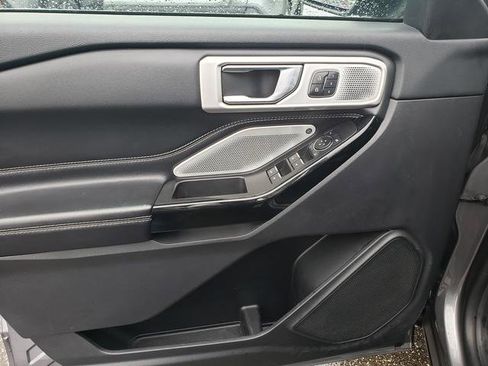 Used 2022 Ford Explorer ST w/ Equipment Group 401A image 11