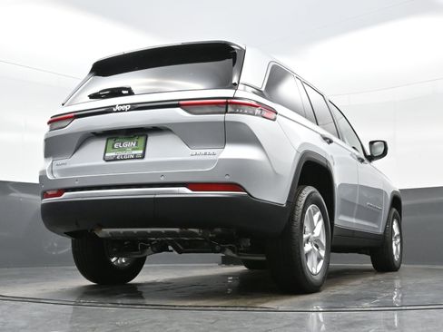 New 2026 Jeep Grand Cherokee Laredo image 15