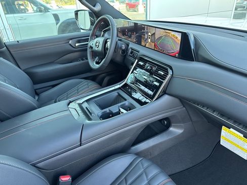 New 2026 Nissan Armada PRO-4X AWD/4WD image 24