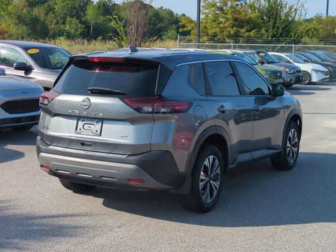 Certified 2023 Nissan Rogue SV FWD image 4