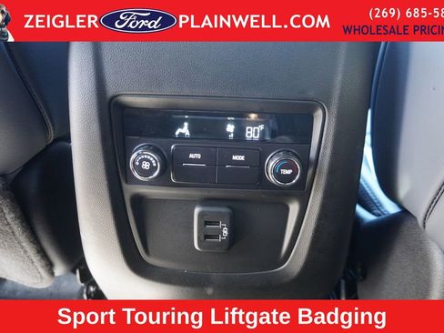Used 2023 Buick Enclave Essence w/ Sport Touring Edition image 16
