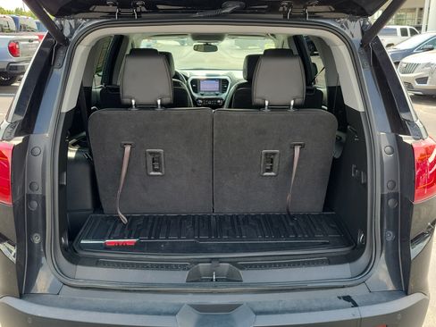 Used 2018 GMC Acadia SLT FWD image 7