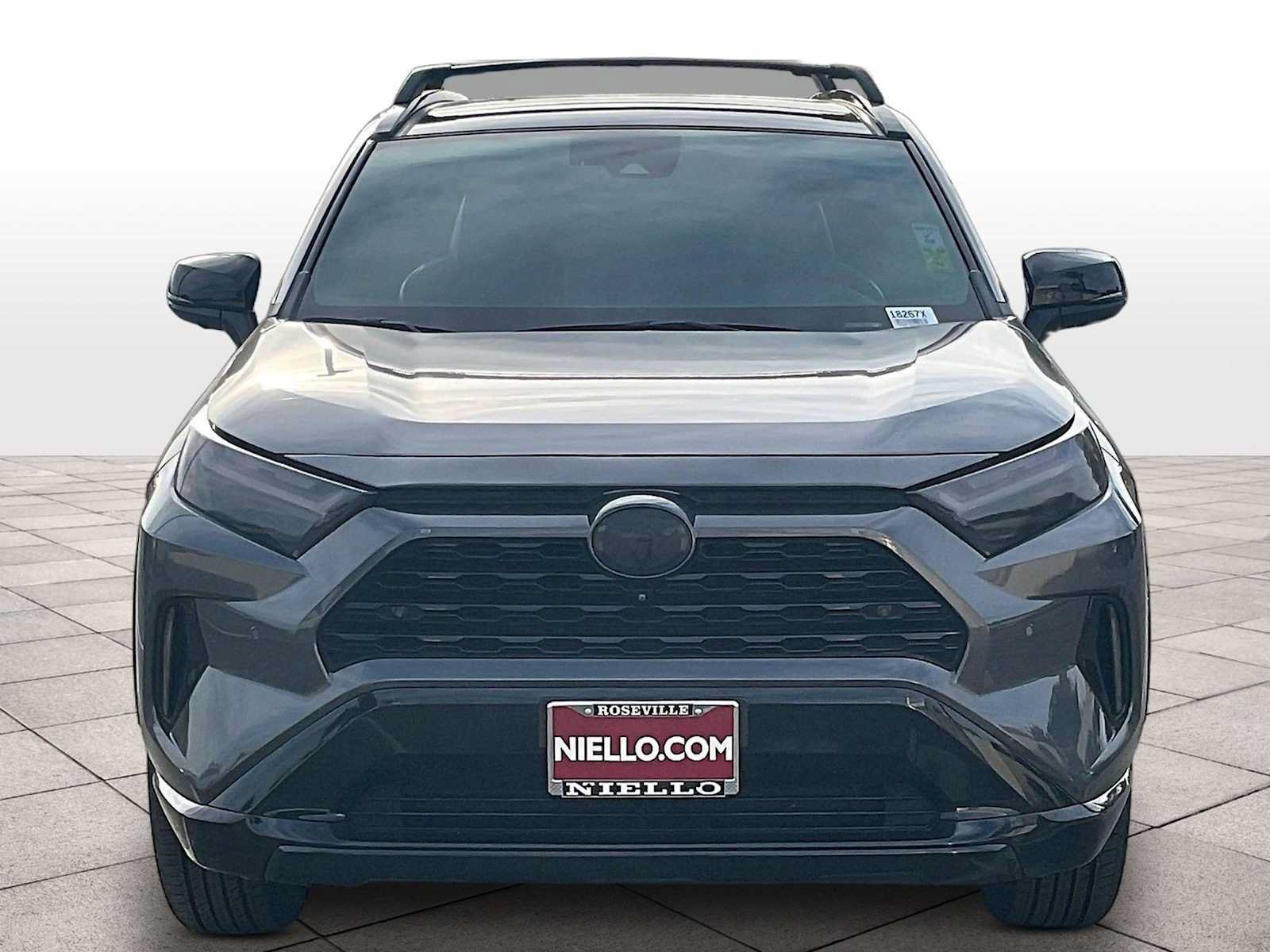 Used 2023 Toyota RAV4 XSE AWD/4WD image 3