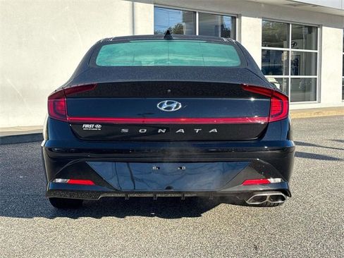 Used 2023 Hyundai Sonata SEL w/ Convenience Package image 3
