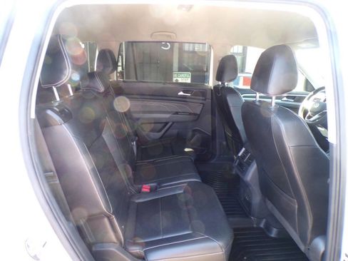 Used 2021 Volkswagen Atlas SE image 12