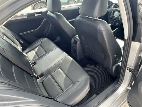 Used 2014 Volkswagen Jetta TDI FWD image 11