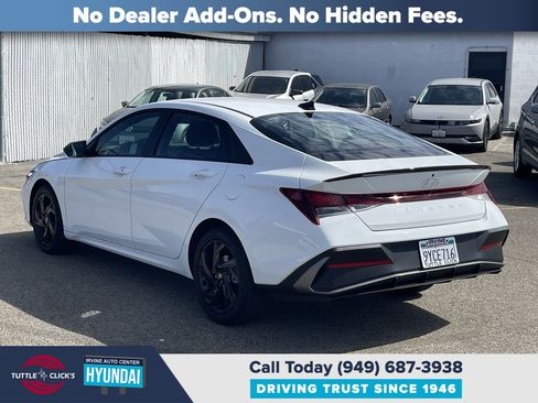 Certified 2026 Hyundai Elantra Sport FWD image 5