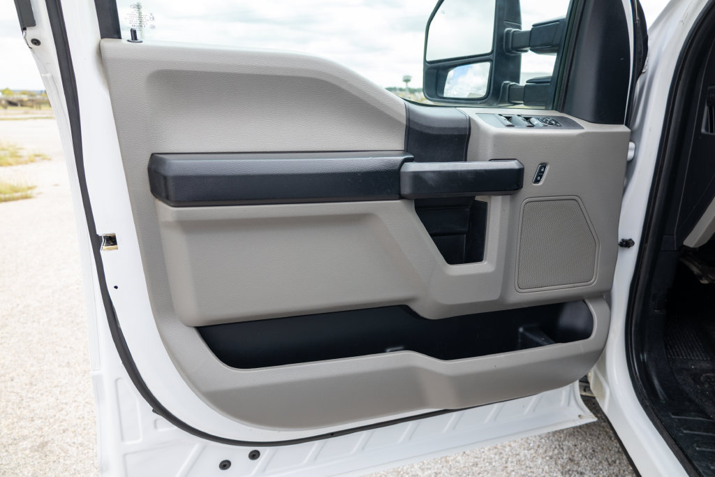 Used 2017 Ford F250 XL w/ Power Equipment Group RWD image 18