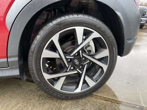 Certified 2022 Hyundai Kona Limited image 7