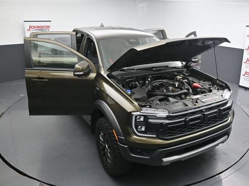 Used 2025 Ford Ranger Raptor AWD/4WD image 25