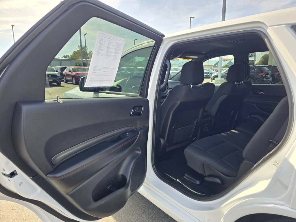 Used 2025 Dodge Durango GT AWD/4WD image 17