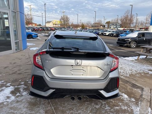 Used 2019 Honda Civic Sport Touring image 5
