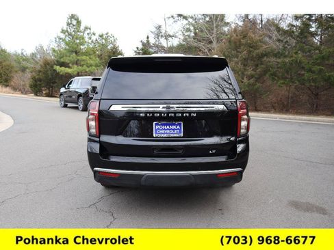 Used 2022 Chevrolet Suburban LT image 6