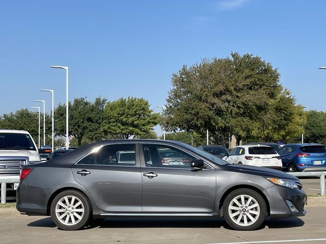 Used 2012 Toyota Camry XLE FWD image 3