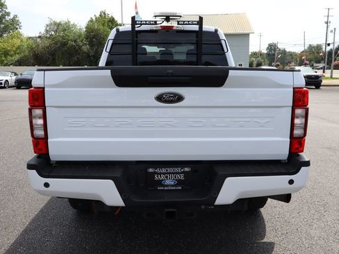 Used 2022 Ford F250 XLT w/ Black Appearance Package AWD/4WD image 15