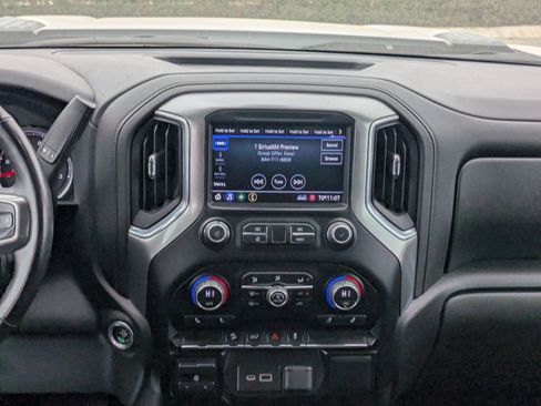 Certified 2023 Chevrolet Silverado 2500 LT w/ Convenience Package image 17