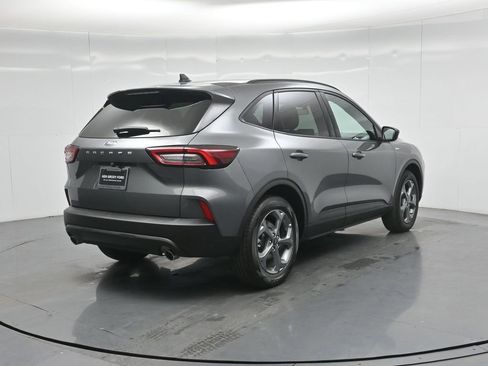 Certified 2025 Ford Escape ST-Line image 27