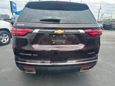 Used 2023 Chevrolet Traverse Premier AWD/4WD image 3