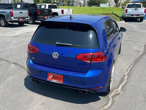 Used 2017 Volkswagen Golf R 4-Door AWD/4WD image 8