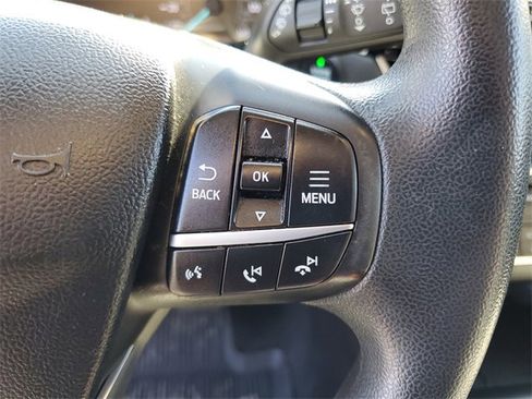 Used 2020 Ford Escape SE image 29
