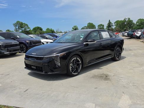 New 2026 Kia K4 GT-Line Turbo FWD image 4