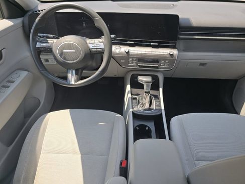 Used 2024 Hyundai Kona SEL FWD image 19