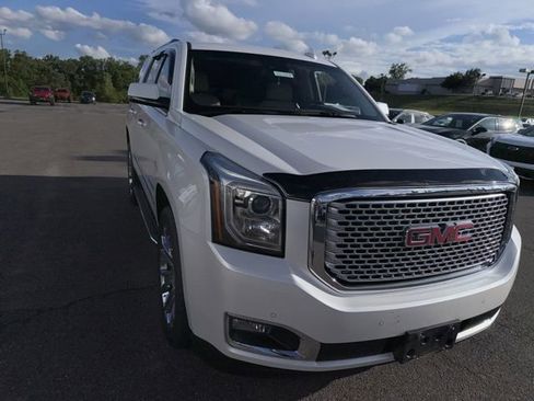 Used 2016 GMC Yukon Denali w/ Open Road Package AWD/4WD image 5