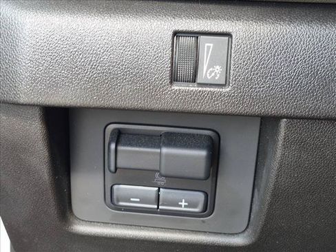 Used 2024 Chevrolet Colorado ZR2 w/ Safety Package AWD/4WD image 10