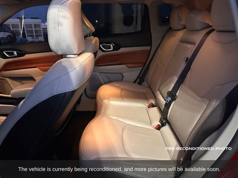 Used 2022 Jeep Compass Limited w/ Sun and Sound Group AWD/4WD image 12