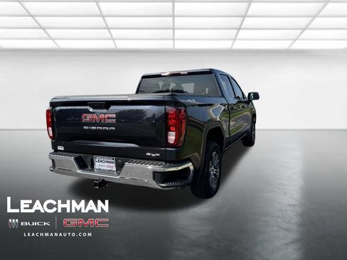 Used 2023 GMC Sierra 1500 SLE AWD/4WD image 8