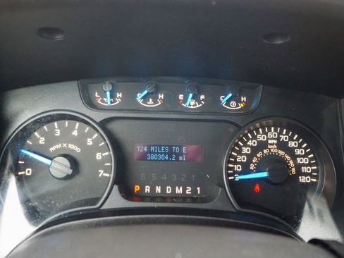 Used 2013 Ford F150 XL w/ HD Payload Pkg image 19