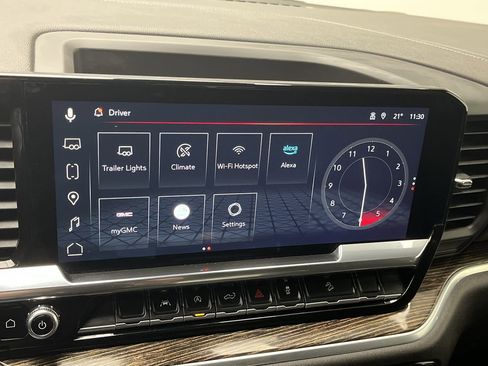 Used 2024 GMC Sierra 1500 SLE w/ X31 Off-Road Package image 19