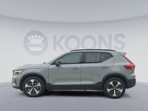 New 2026 Volvo XC40 B5 Plus w/ Protection Package Premier image 2