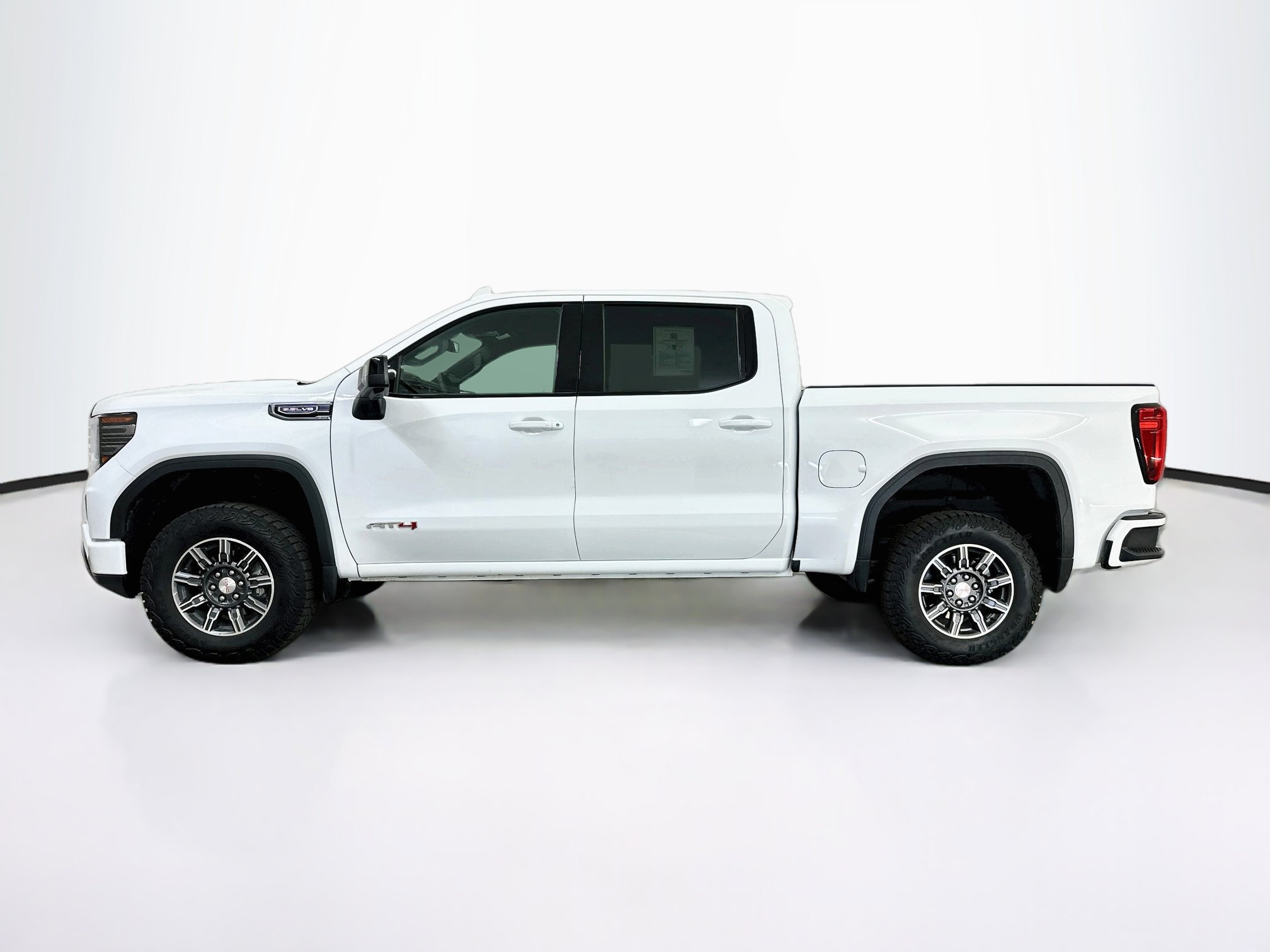 Used 2026 GMC Sierra 1500 AT4 AWD/4WD image 4