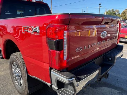 Certified 2024 Ford F250 Lariat w/ Lariat Ultimate Package image 26