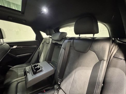 Used 2022 Audi SQ5 Premium image 24