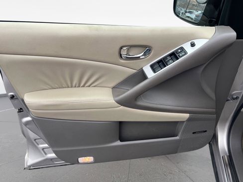 Used 2010 Nissan Murano SL w/ Leather Pkg image 14